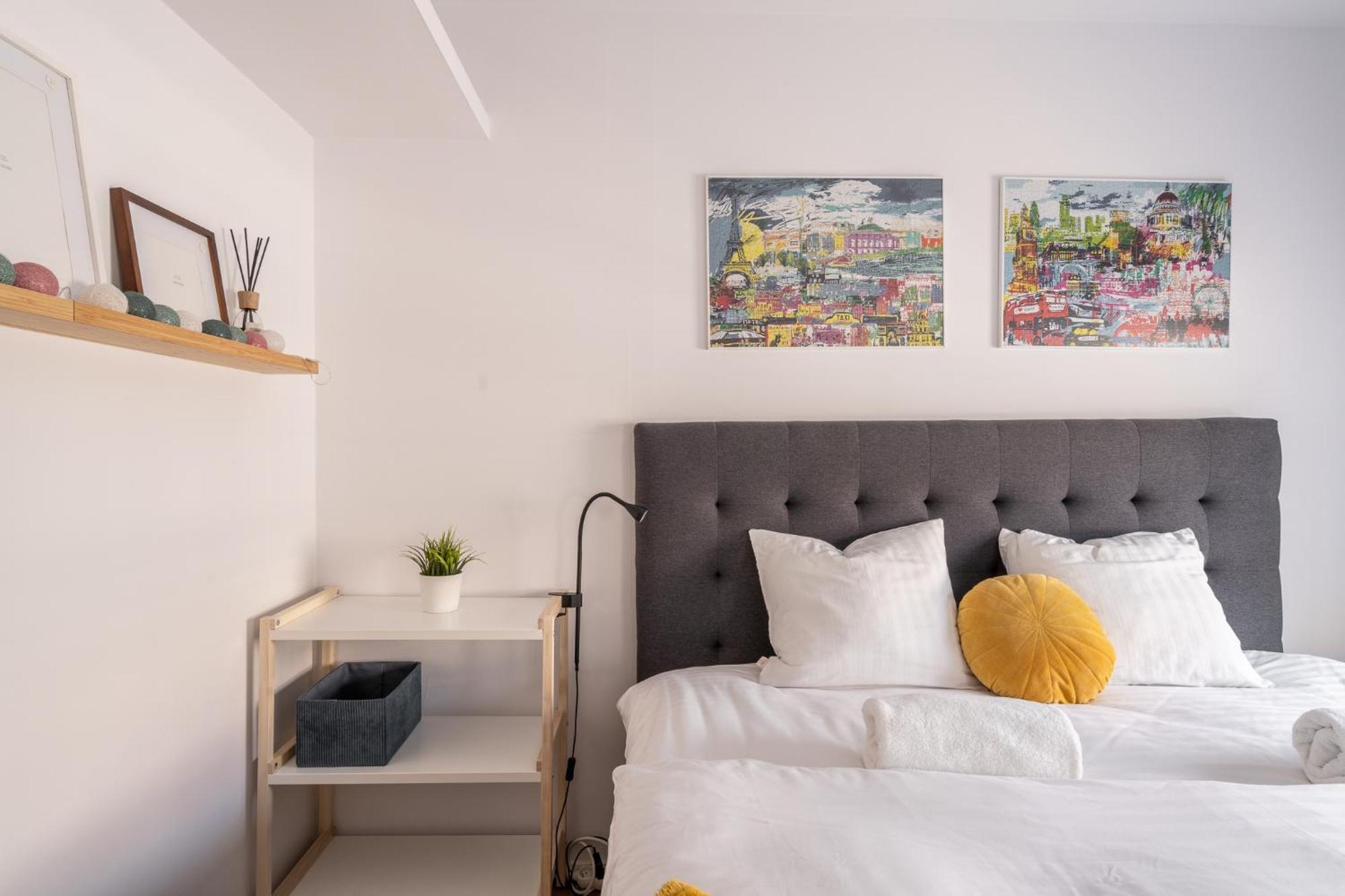 Rentplanet - Nowowiejska Apartament